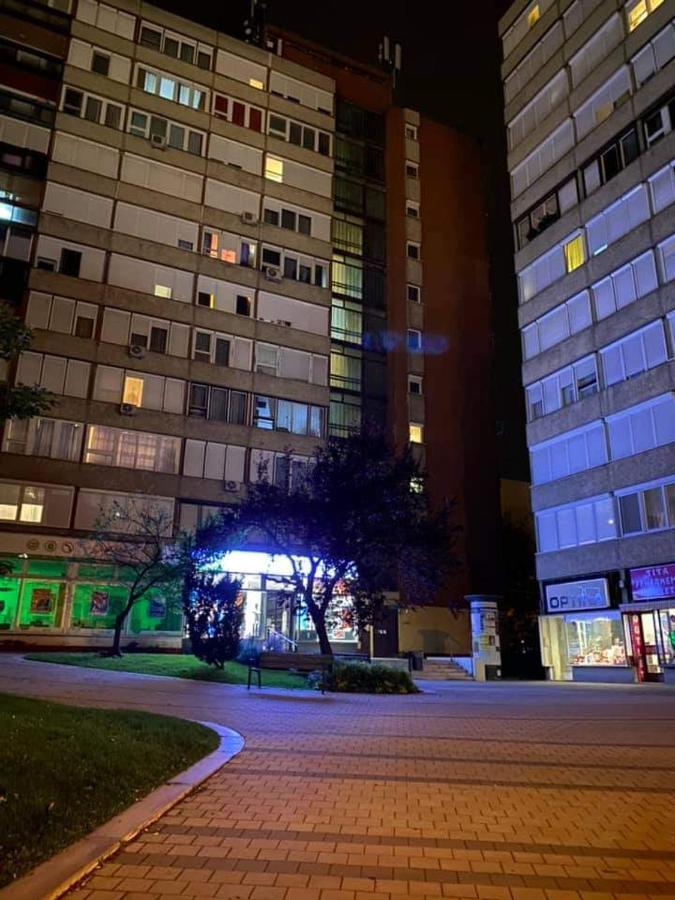 Ferienwohnung Dozsa Apartman Gödöllő Exterior foto
